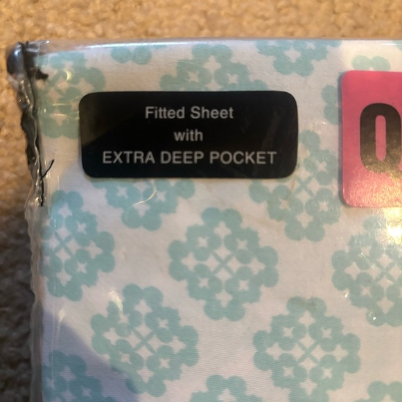 Kensie Blue & White Queen Sheet Set NEW - Picture 4 of 5